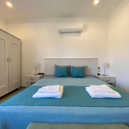 Remarkable With Jacuzzi, Private Pool And Backyard In Fethiye 빌라 Kargı